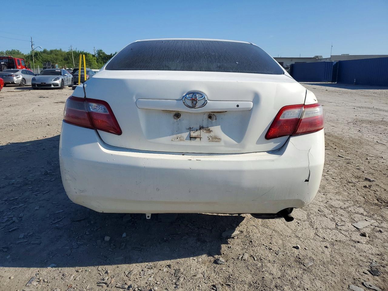 2009 Toyota Camry Base White vin: 4T1BE46K99U851287