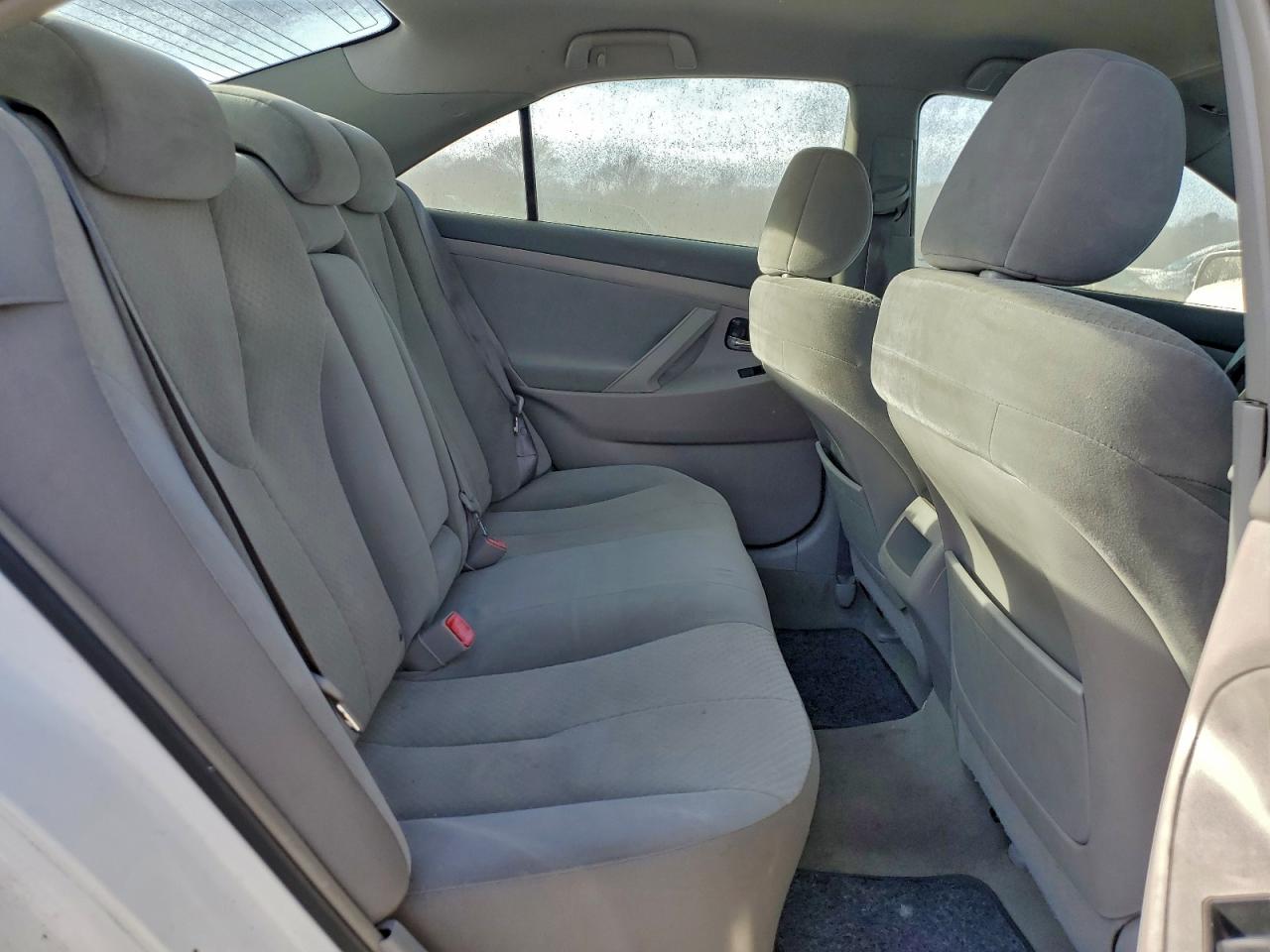 2009 Toyota Camry Base White vin: 4T1BE46K99U863245