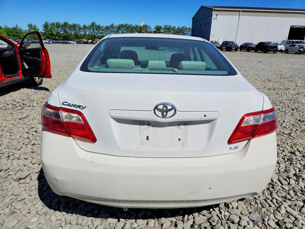 2004 Toyota Camry Le White vin: 4T1BE46K99U865724