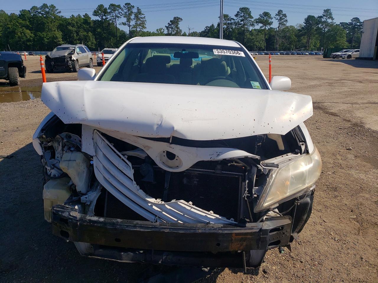 2009 Toyota Camry Base White vin: 4T1BE46K99U866906
