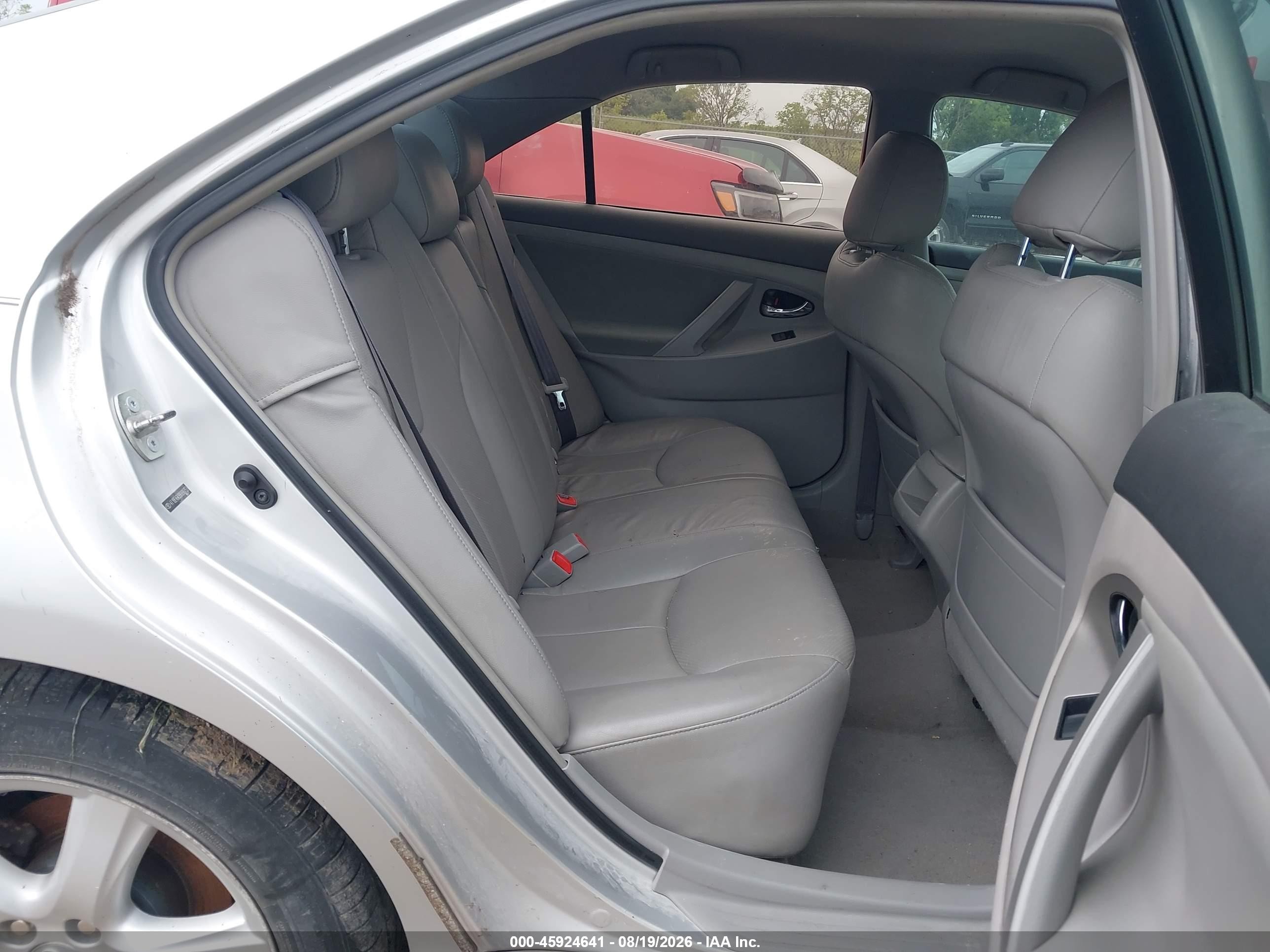 2009 Toyota Camry Se Серебряный vin: 4T1BE46K99U890753