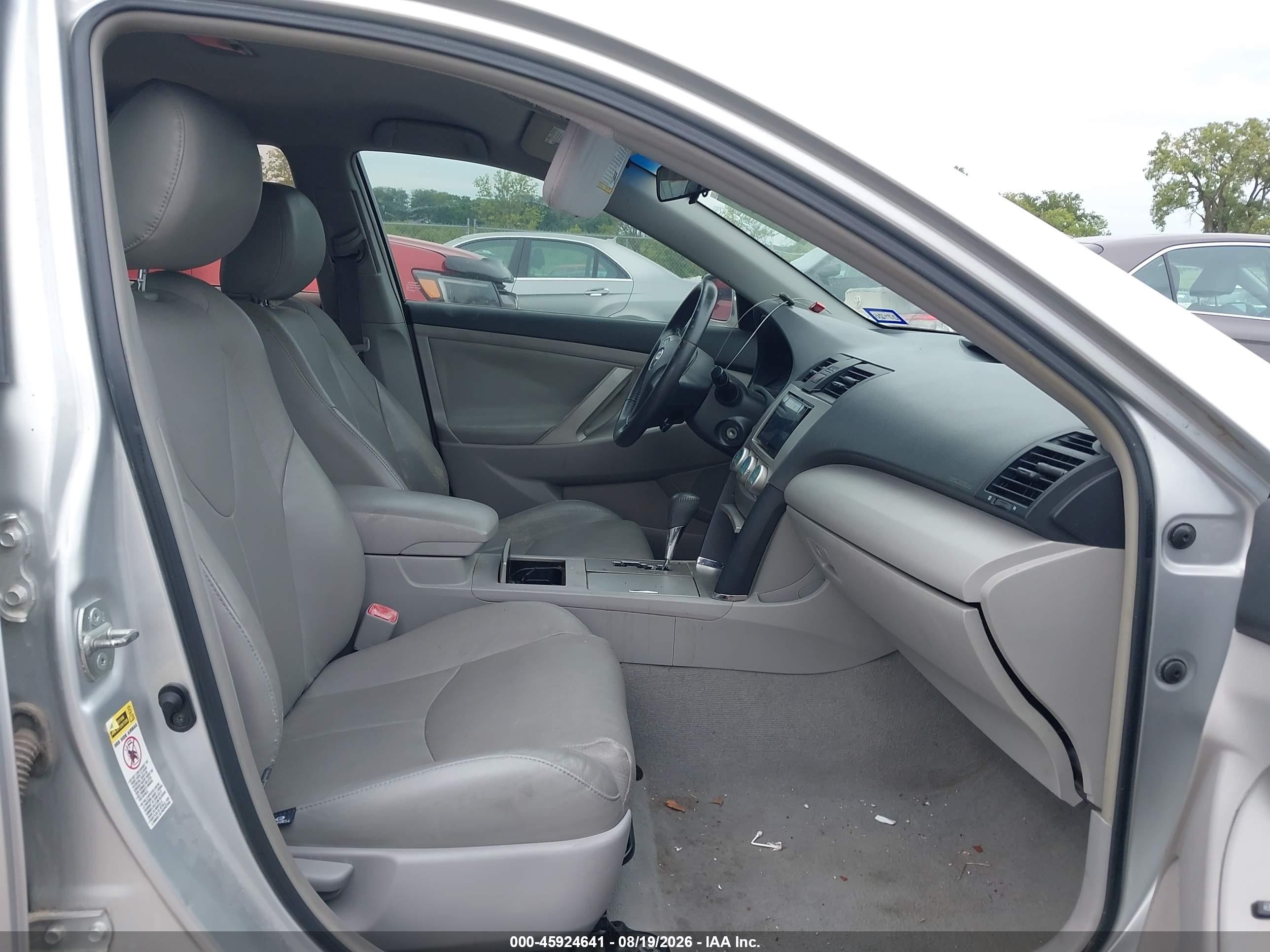 2009 Toyota Camry Se Серебряный vin: 4T1BE46K99U890753