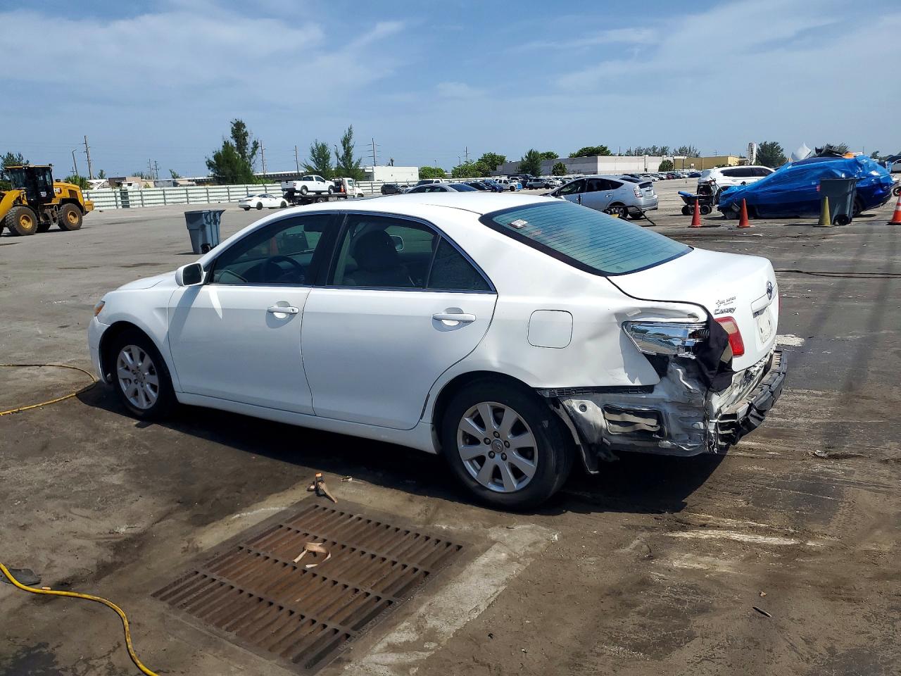 2009 Toyota Camry Xle White vin: 4T1BE46K99U907485