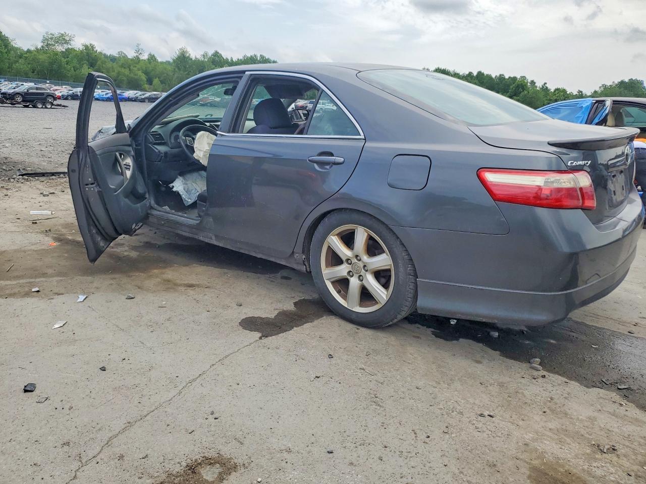 2007 Toyota Camry 4d 2wd Gray vin: 4T1BE46KX7U004968