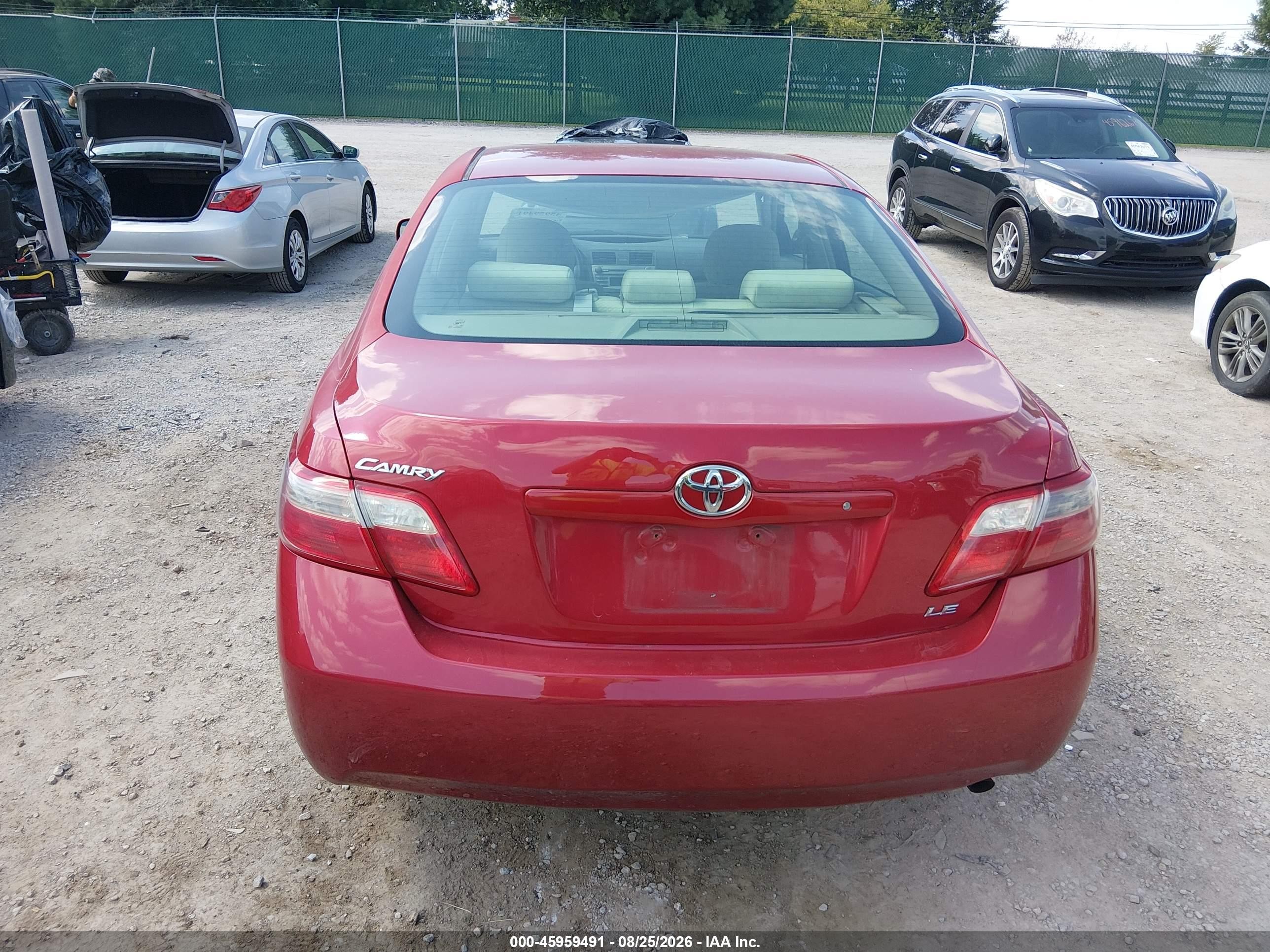 2007 Toyota Camry Le Красный vin: 4T1BE46KX7U011046