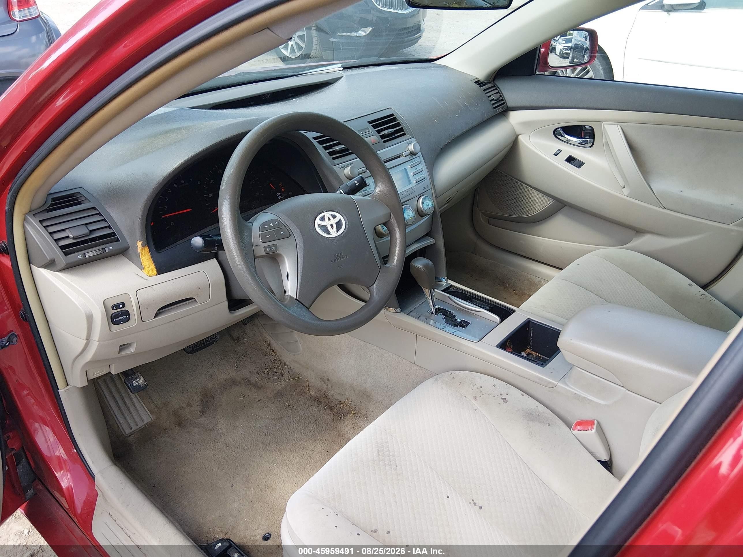 2007 Toyota Camry Le Красный vin: 4T1BE46KX7U011046