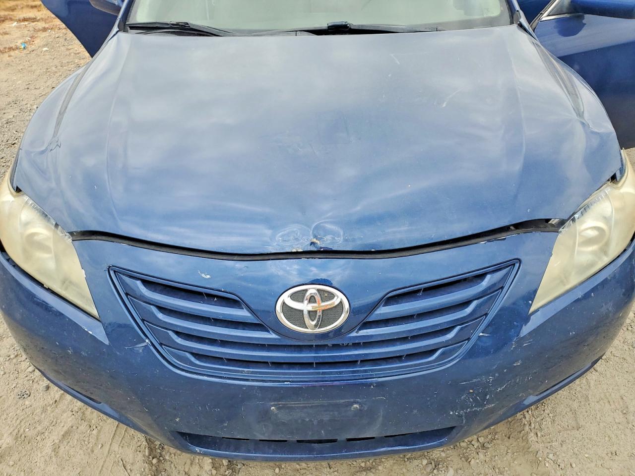2007 Toyota Camry Le Blue vin: 4T1BE46KX7U013928