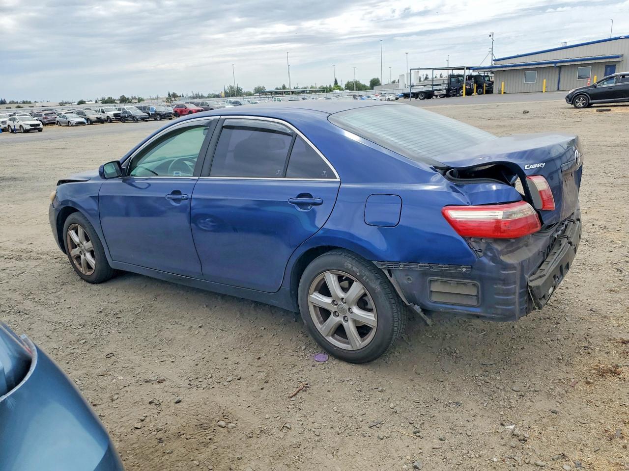 2007 Toyota Camry Le Blue vin: 4T1BE46KX7U013928