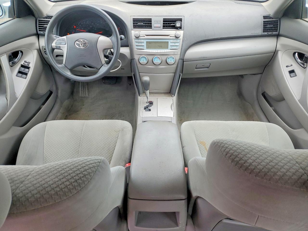 2007 Toyota Camry Ce Серебряный vin: 4T1BE46KX7U030941