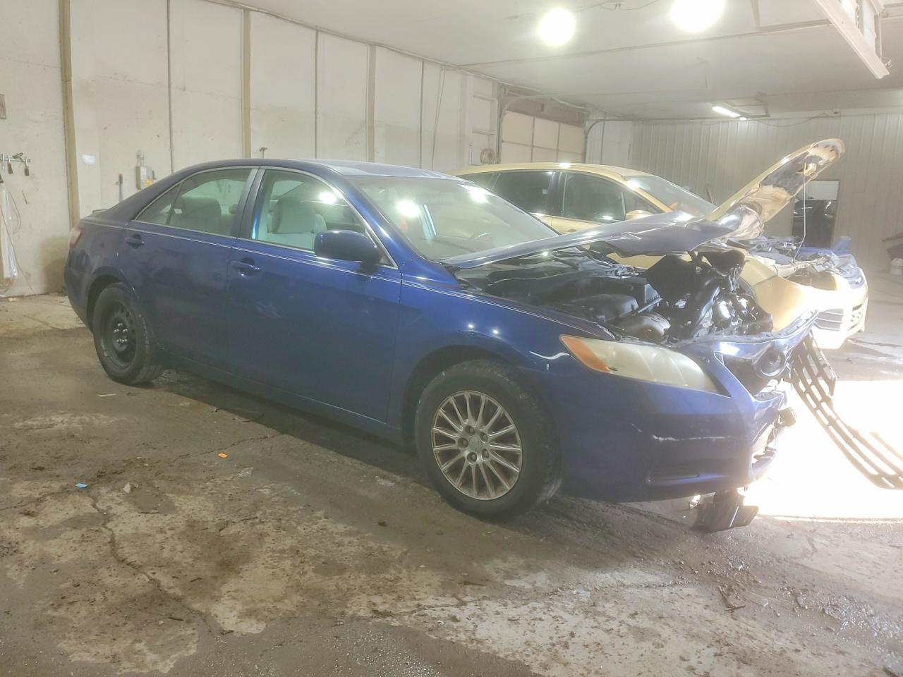 2007 Toyota Camry Le Blue vin: 4T1BE46KX7U032401