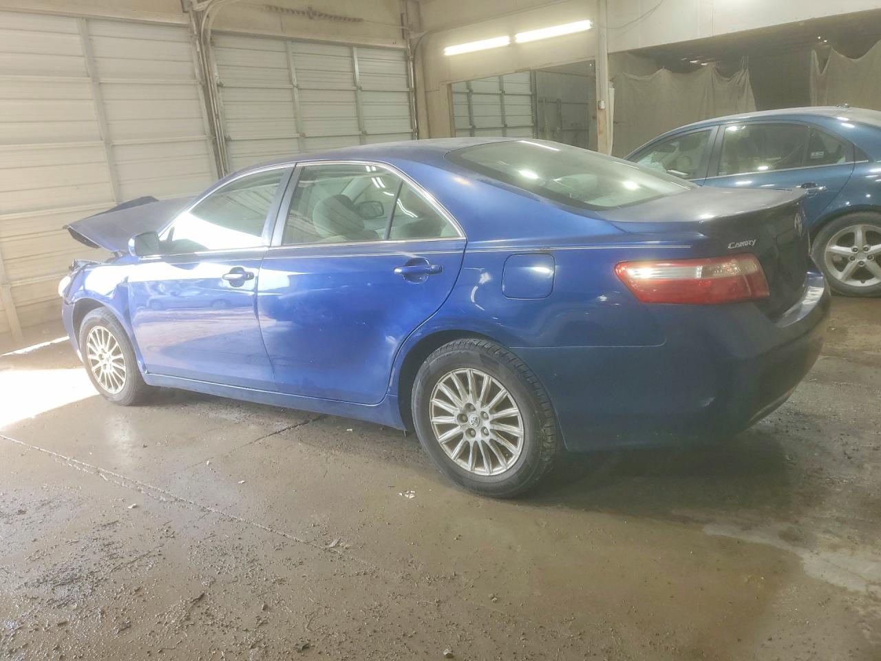 2007 Toyota Camry Le Blue vin: 4T1BE46KX7U032401