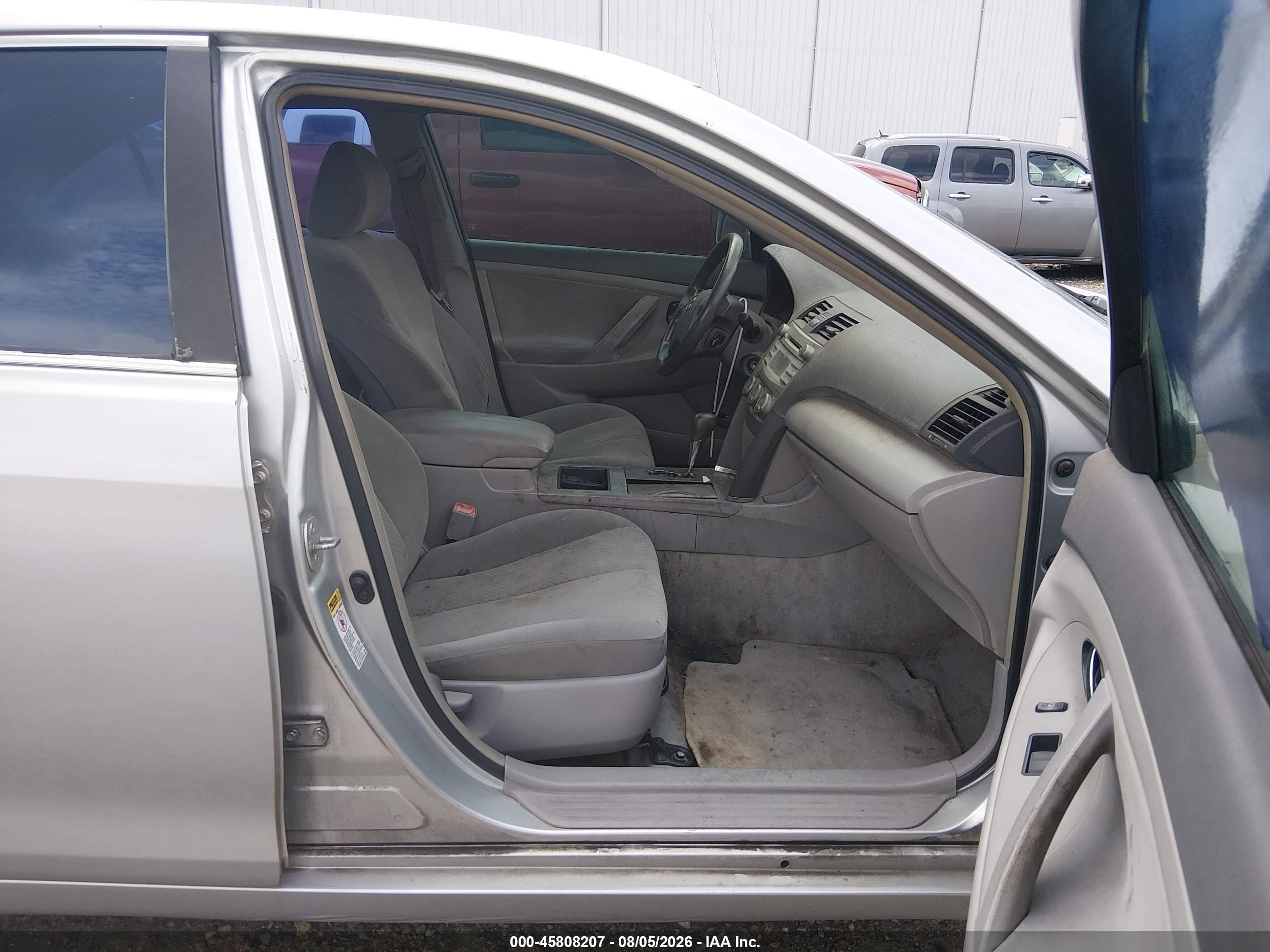 2007 Toyota Camry Le Silver vin: 4T1BE46KX7U032978