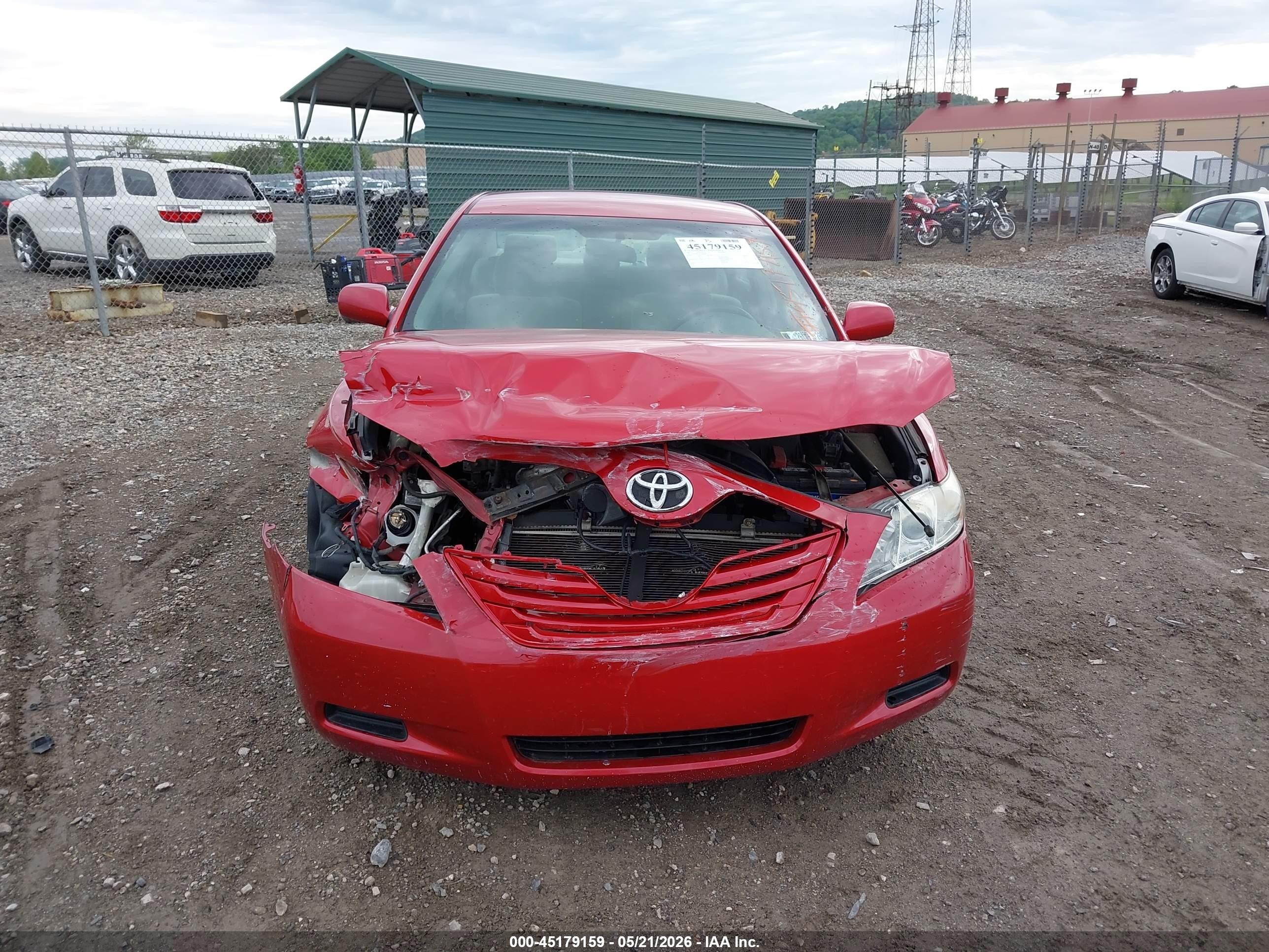 2007 Toyota Camry Le Red vin: 4T1BE46KX7U048856