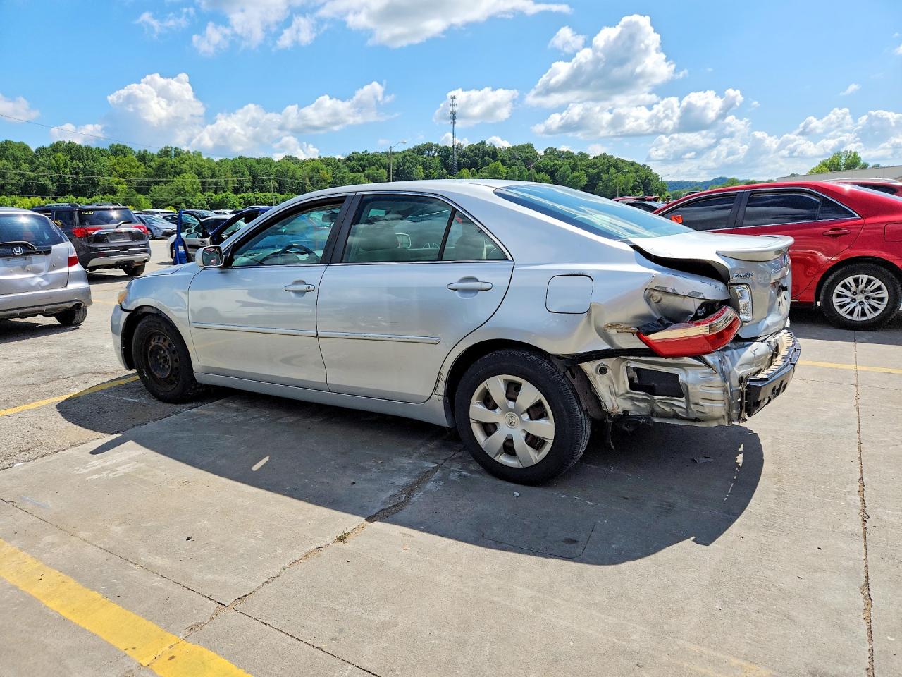 2007 Toyota Camry Le Silver vin: 4T1BE46KX7U060831