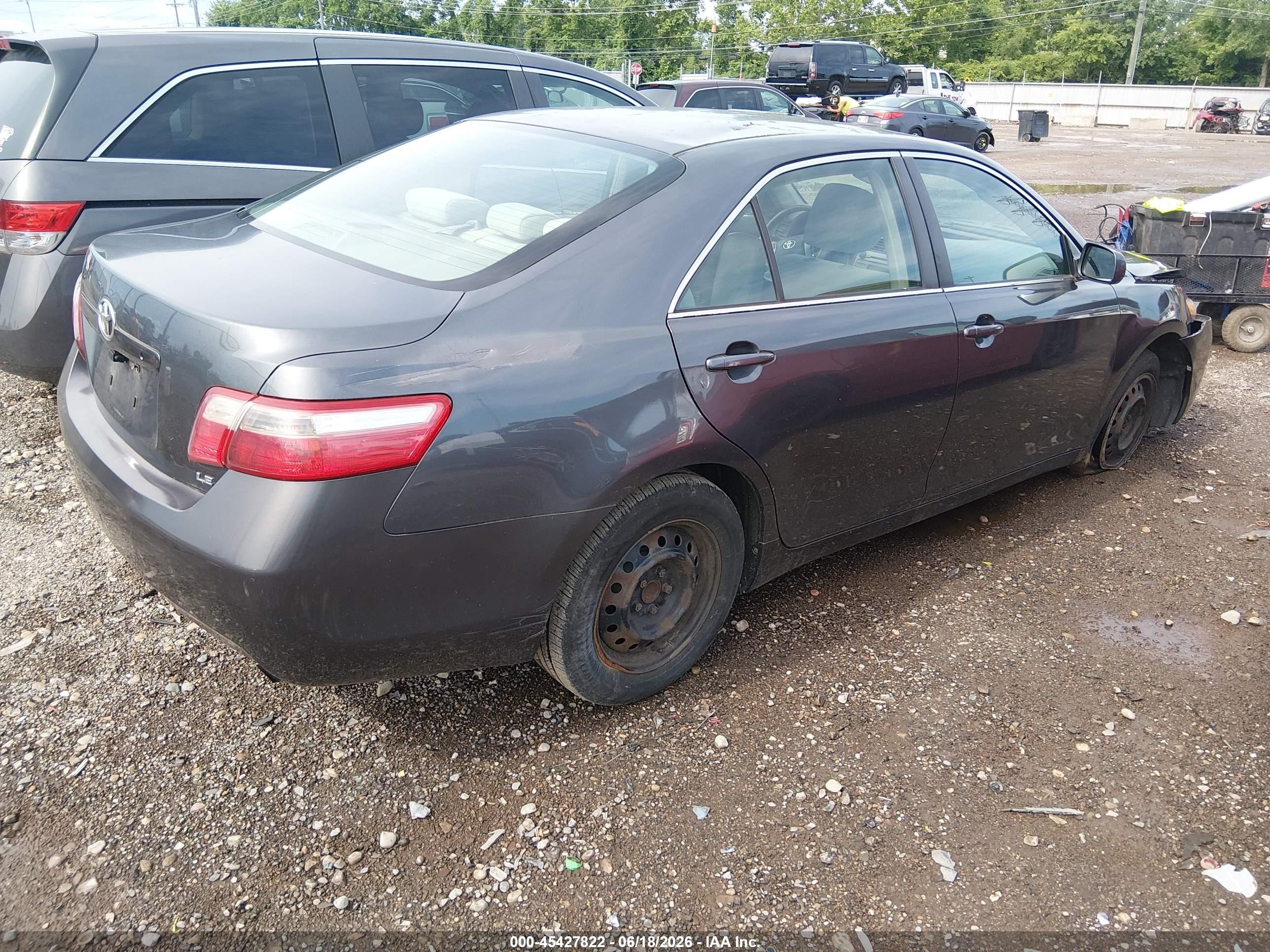 2007 Toyota Camry Le Gray vin: 4T1BE46KX7U061123