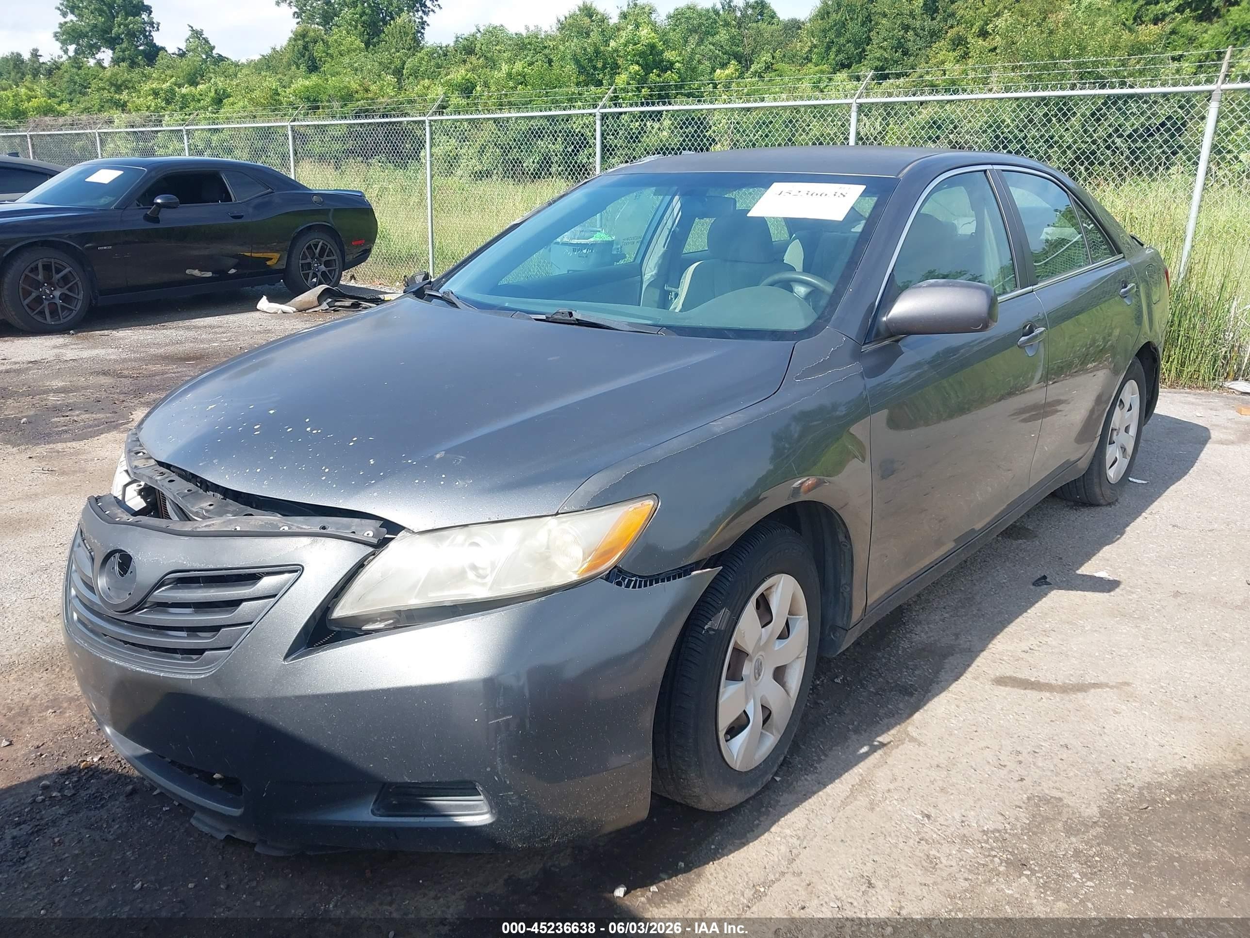2007 Toyota Camry Le Серый vin: 4T1BE46KX7U084756