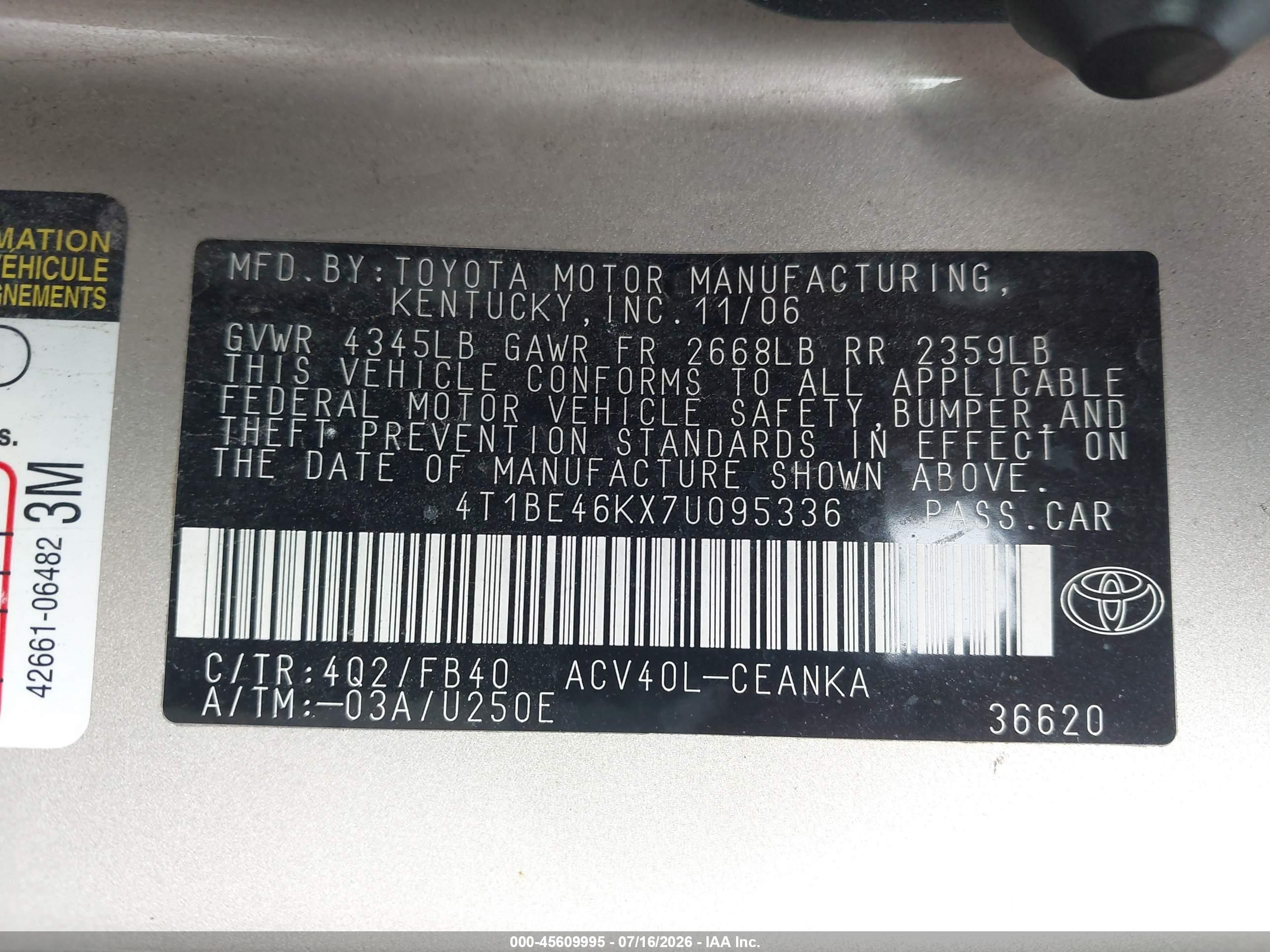 2007 Toyota Camry Le Gold vin: 4T1BE46KX7U095336