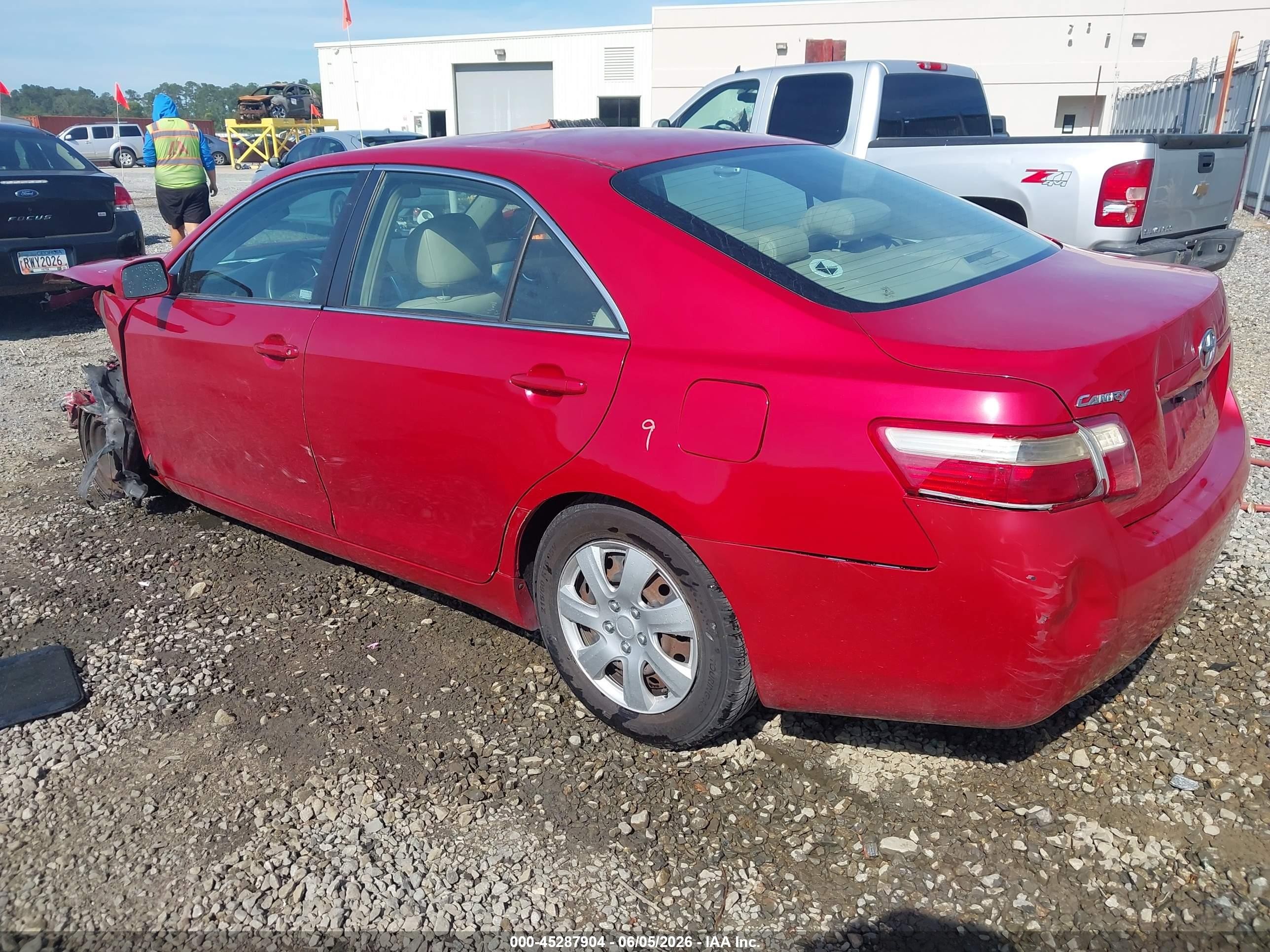 2007 Toyota Camry Le Red vin: 4T1BE46KX7U109008
