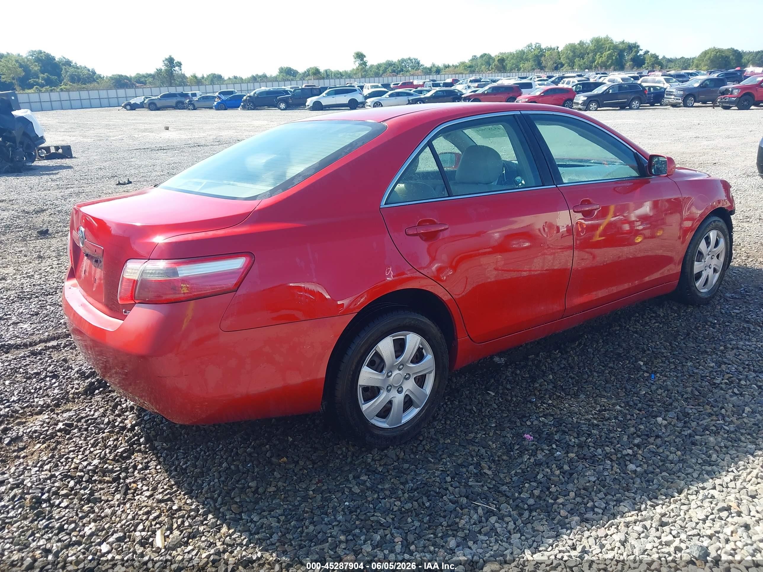 2007 Toyota Camry Le Red vin: 4T1BE46KX7U109008