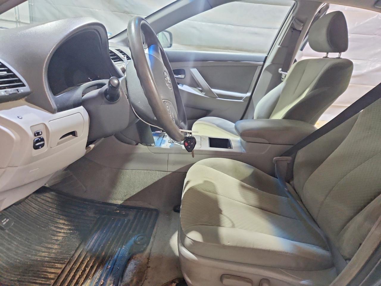 2007 Toyota Camry Le Charcoal vin: 4T1BE46KX7U110773