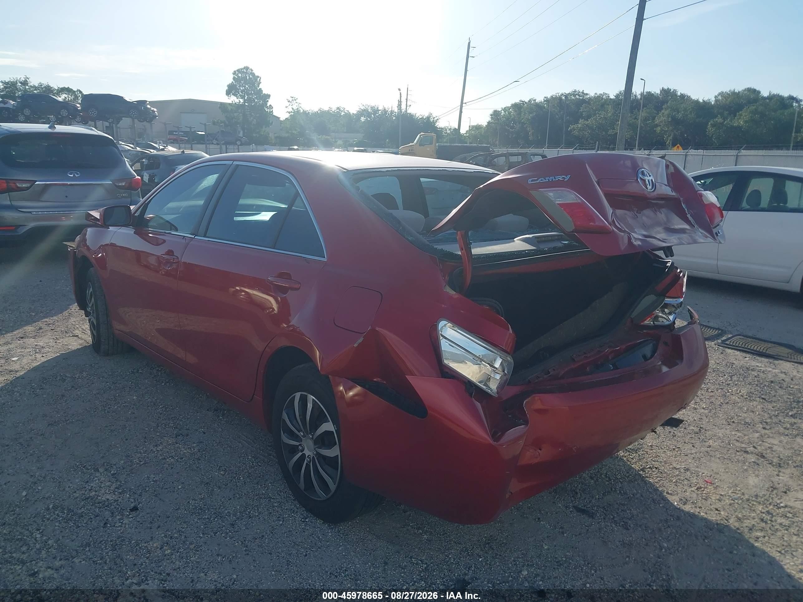 2007 Toyota Camry Le Red vin: 4T1BE46KX7U121269
