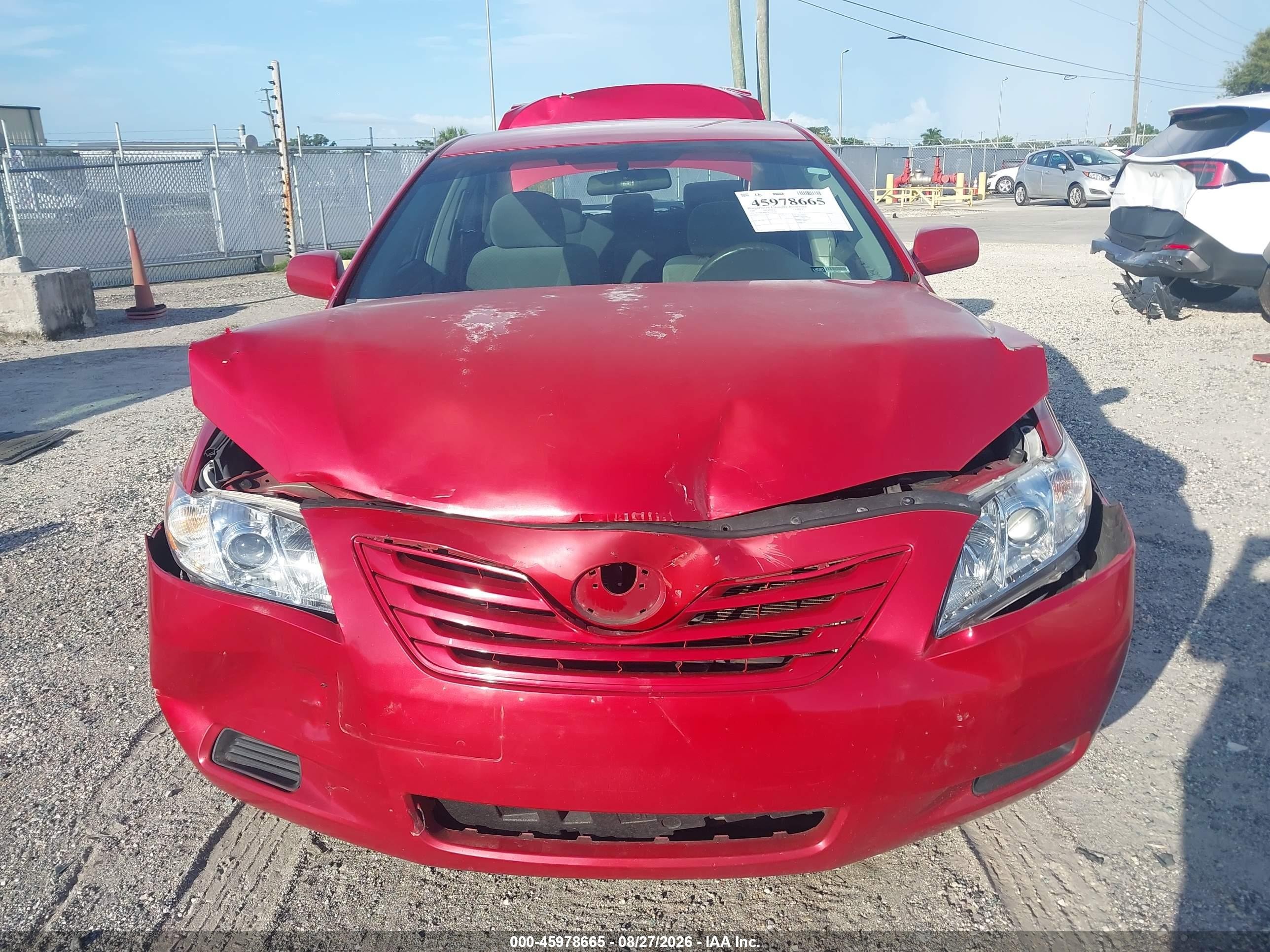 2007 Toyota Camry Le Red vin: 4T1BE46KX7U121269