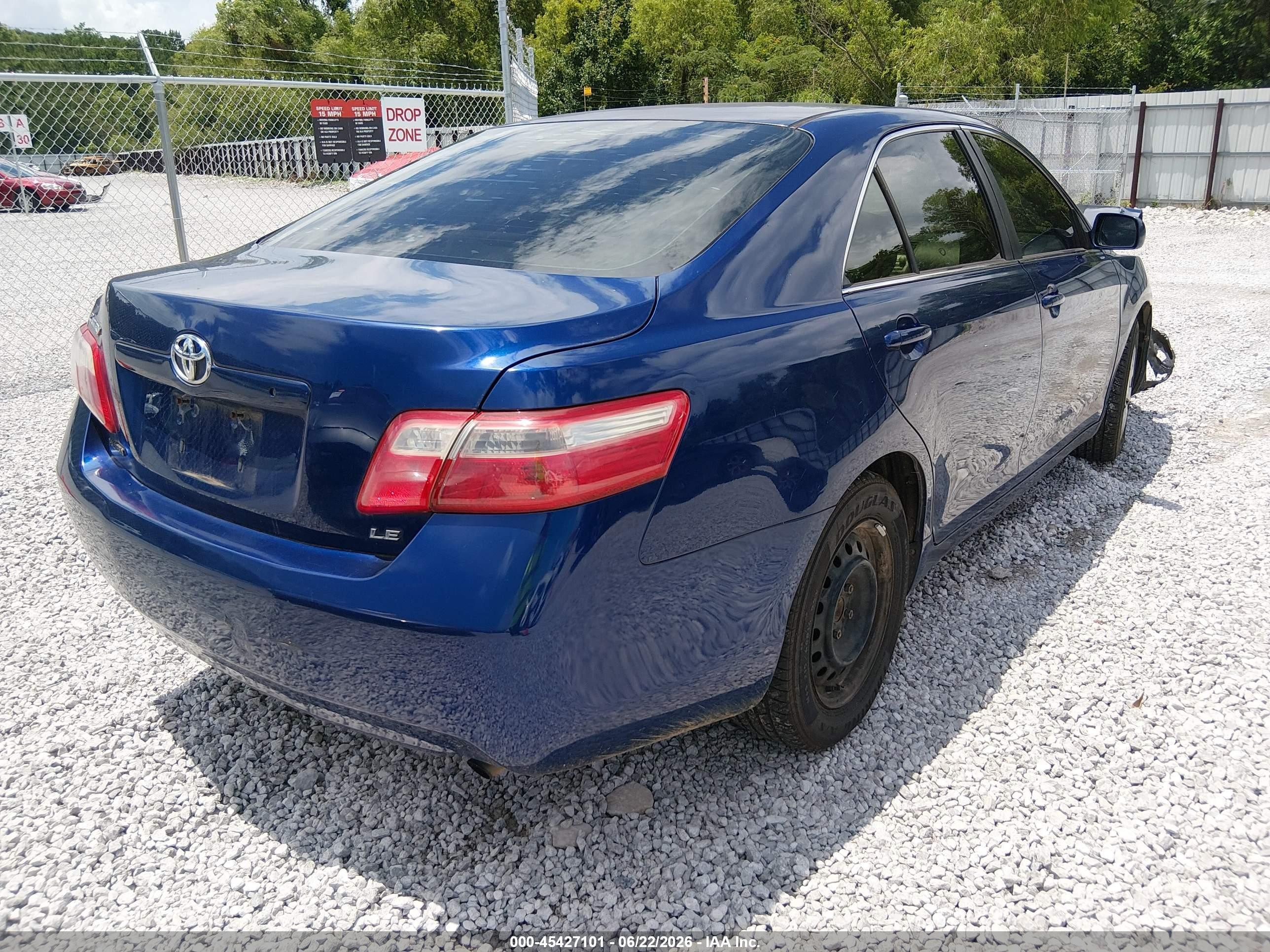 2007 Toyota Camry Le Blue vin: 4T1BE46KX7U127900
