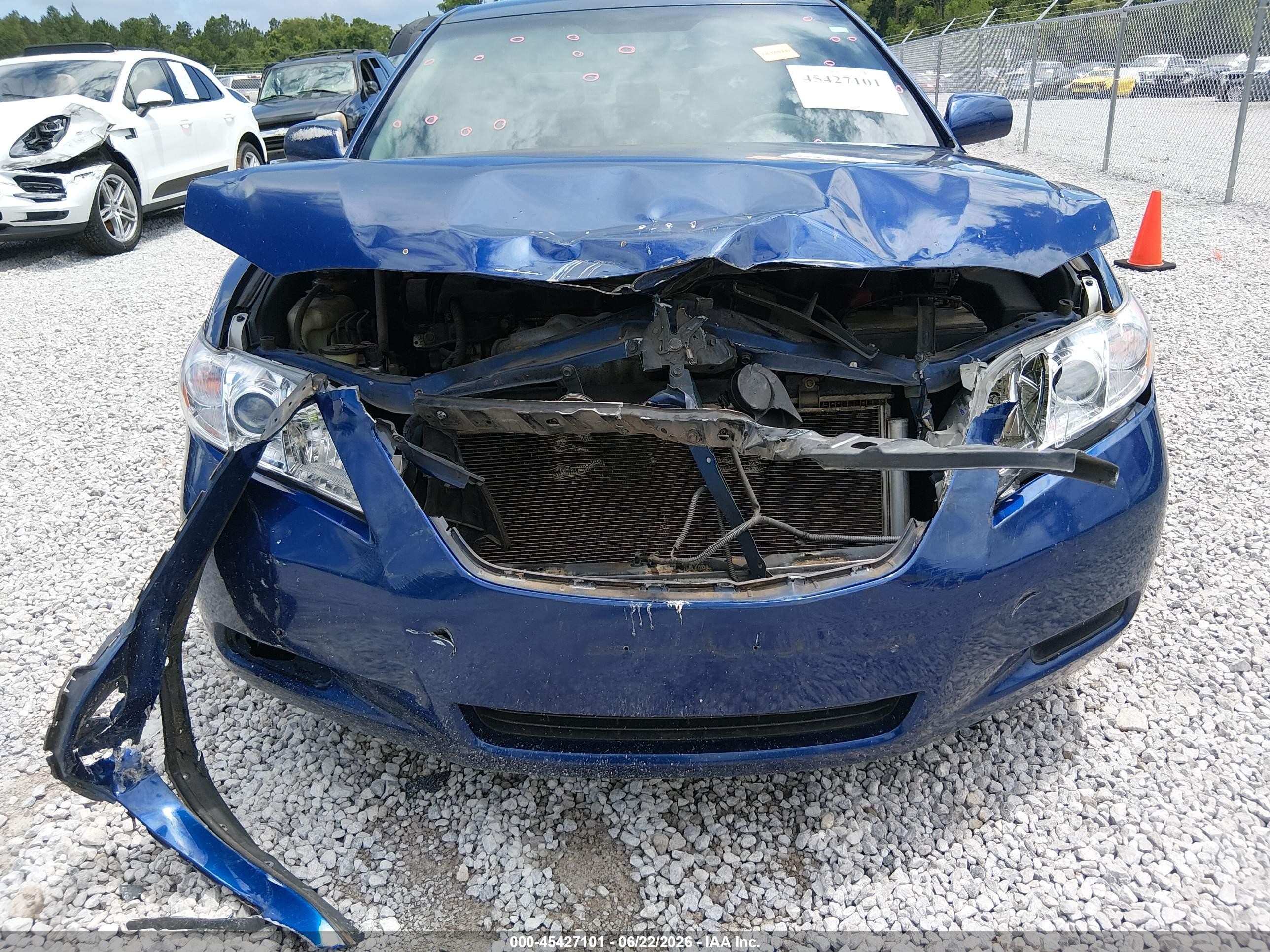 2007 Toyota Camry Le Blue vin: 4T1BE46KX7U127900
