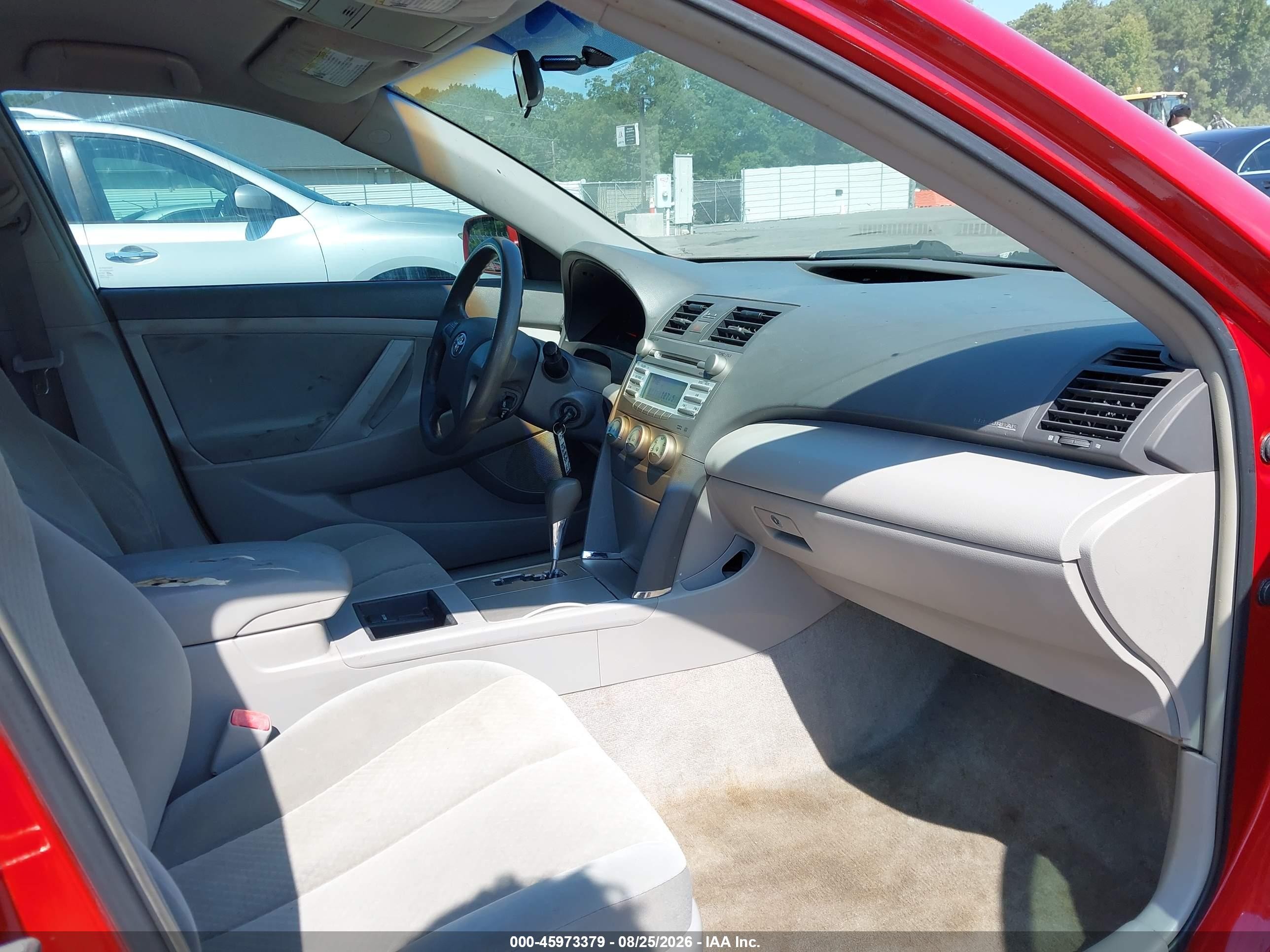2007 Toyota Camry Le Red vin: 4T1BE46KX7U131767