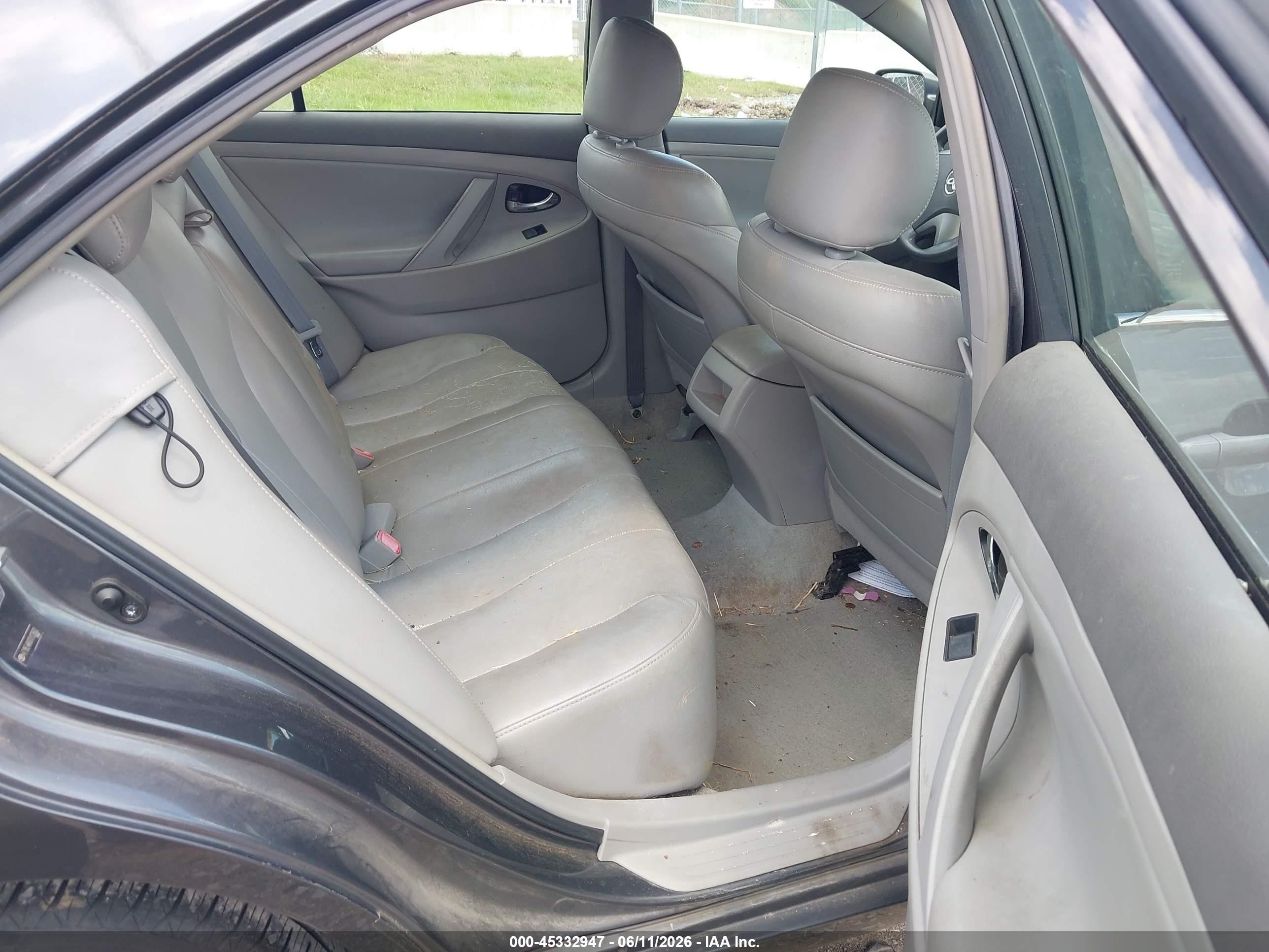 2007 Toyota Camry Le Gray vin: 4T1BE46KX7U133602