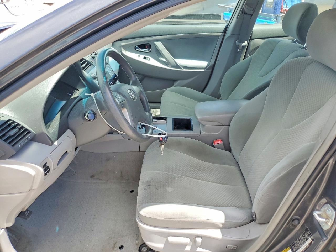 2007 Toyota Camry Le Gray vin: 4T1BE46KX7U134099