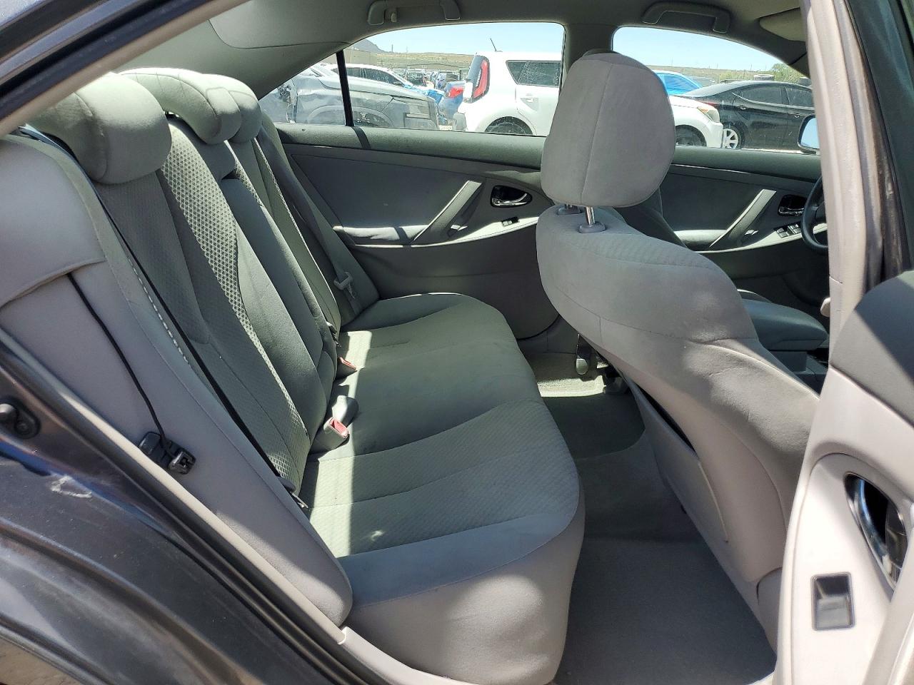 2007 Toyota Camry Le Gray vin: 4T1BE46KX7U134099