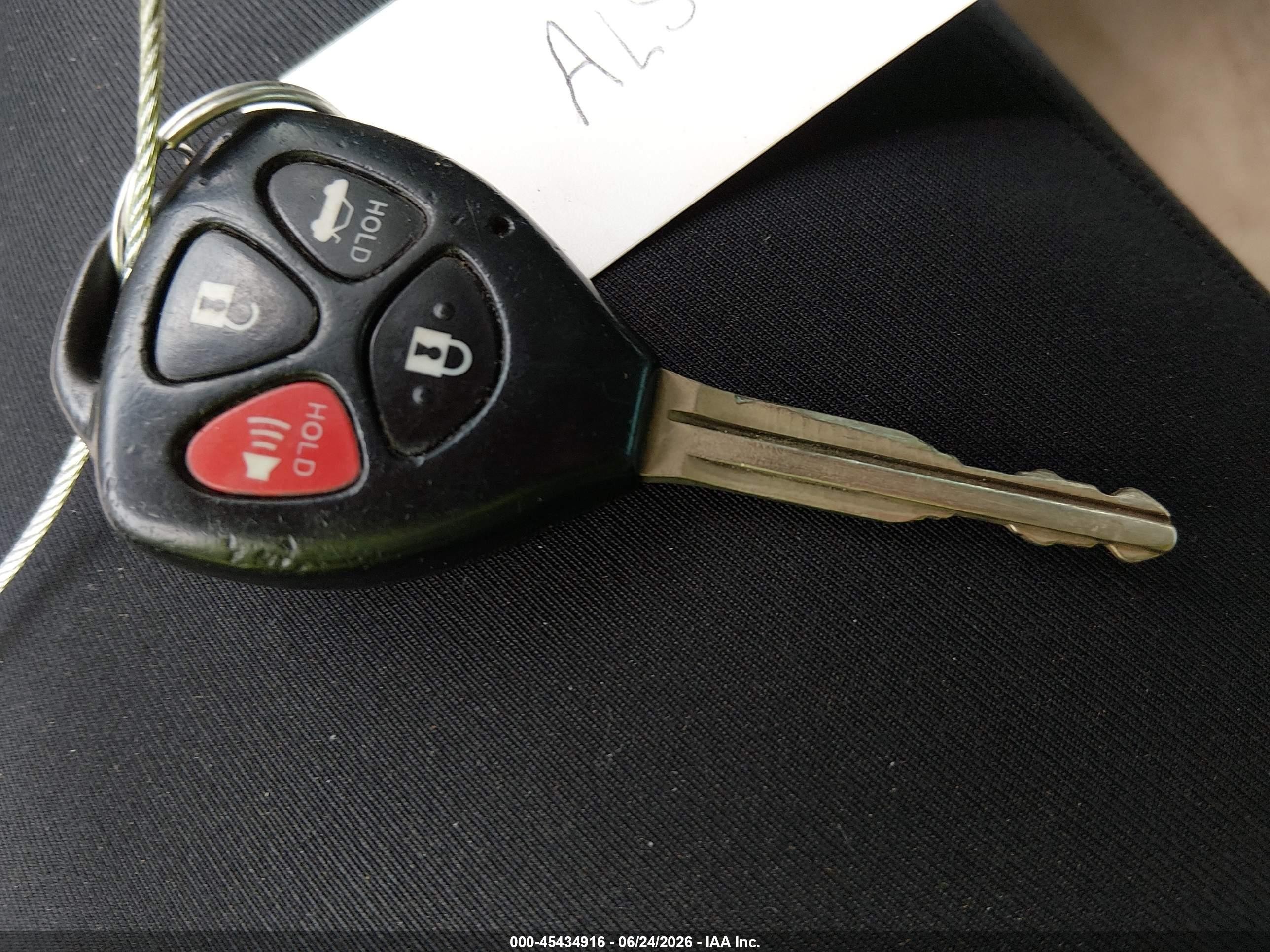 2007 Toyota Camry Le Red vin: 4T1BE46KX7U179785