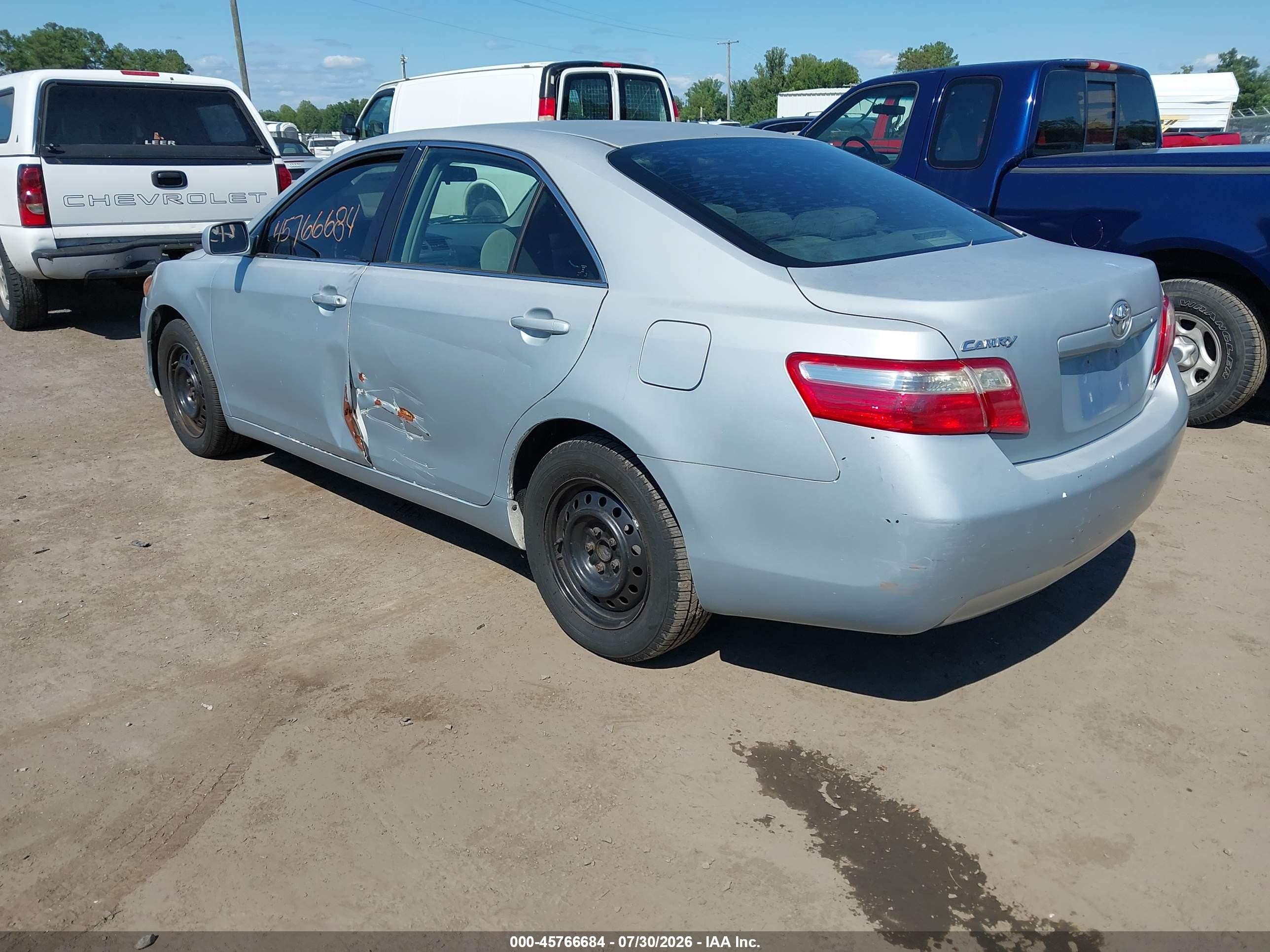 2007 Toyota Camry Le Серебряный vin: 4T1BE46KX7U509912