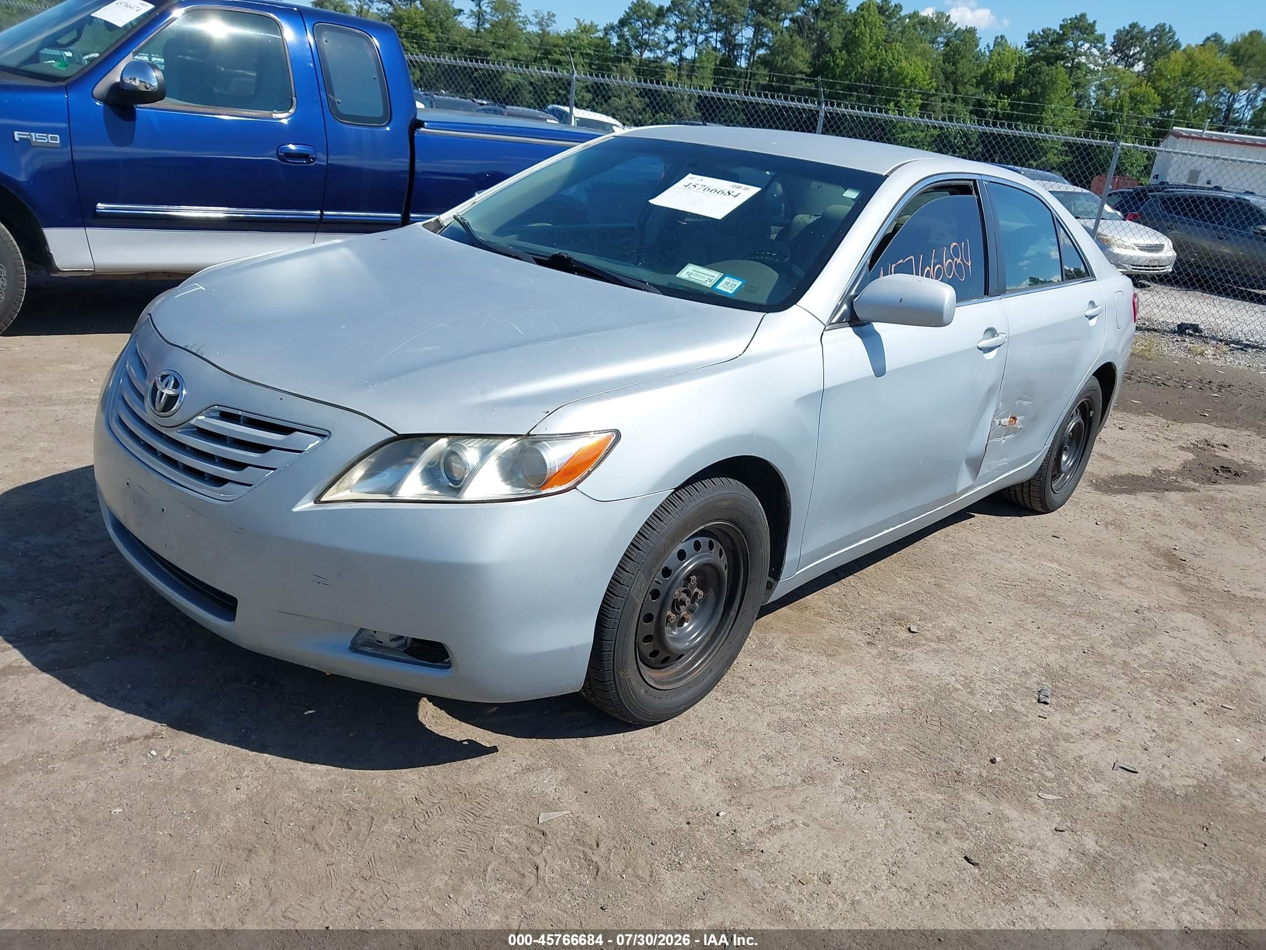 2007 Toyota Camry Le Серебряный vin: 4T1BE46KX7U509912
