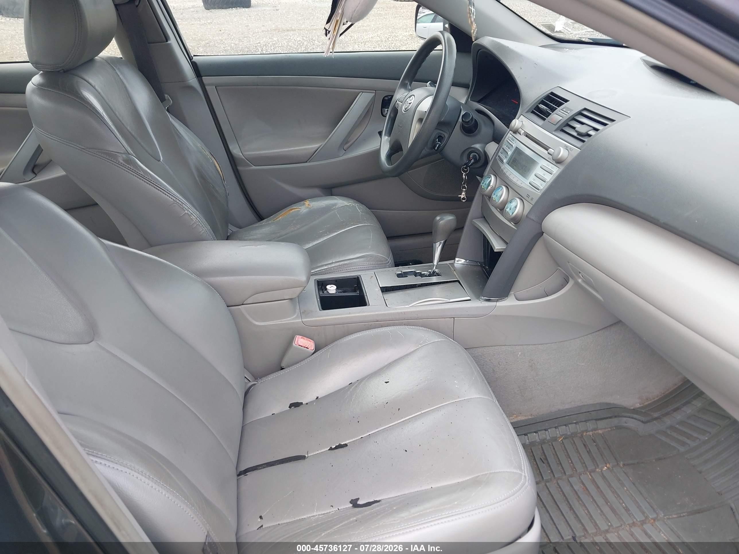 2007 Toyota Camry Le Gray vin: 4T1BE46KX7U521705