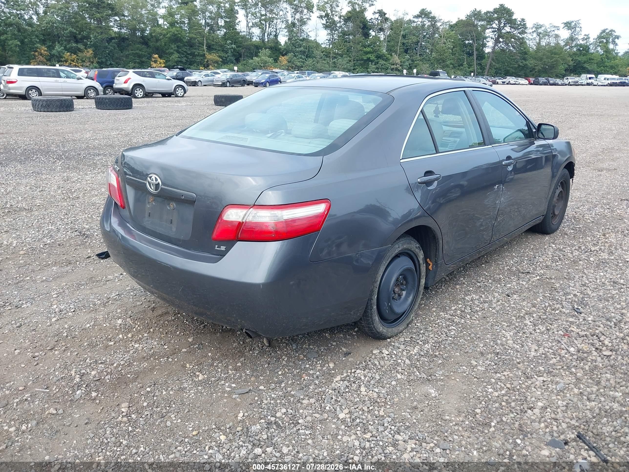 2007 Toyota Camry Le Gray vin: 4T1BE46KX7U521705