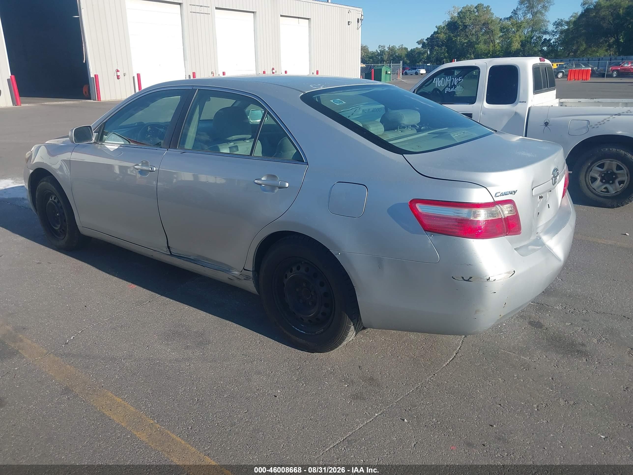 2007 Toyota Camry Le Silver vin: 4T1BE46KX7U526998