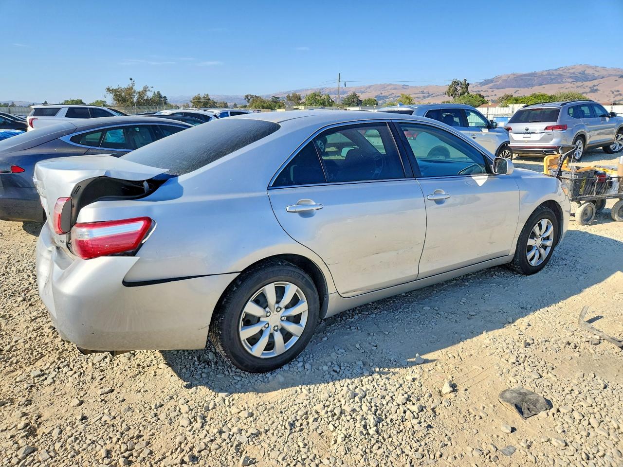 2007 Toyota Camry Le Silver vin: 4T1BE46KX7U531411