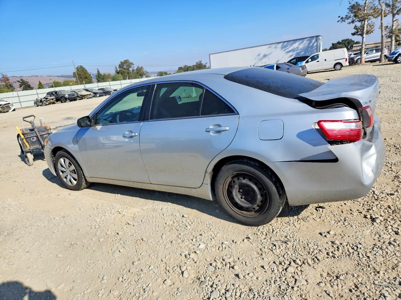 2007 Toyota Camry Le Silver vin: 4T1BE46KX7U531411