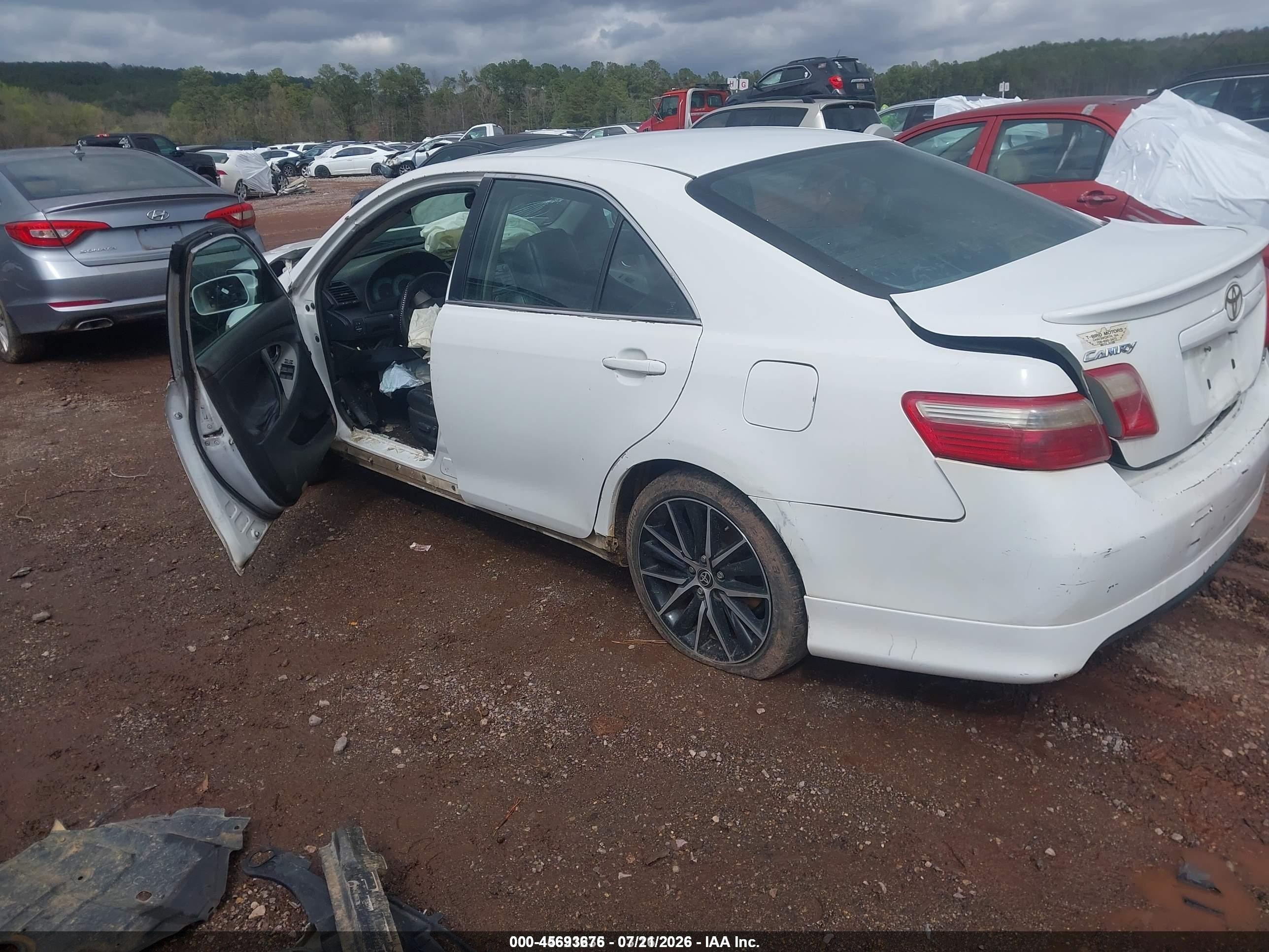 2007 Toyota Camry Se White vin: 4T1BE46KX7U564392