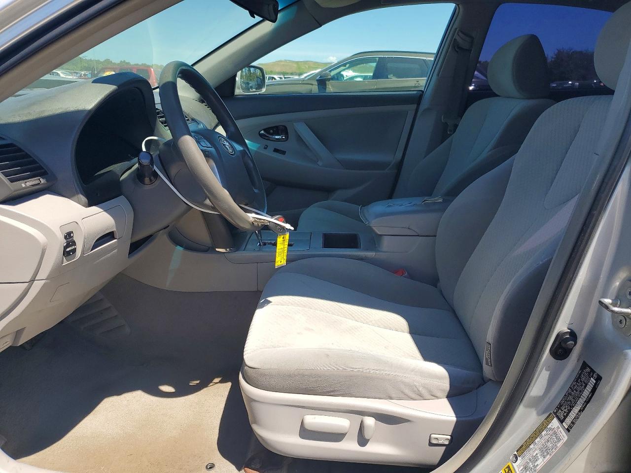 2007 Toyota Camry Le Silver vin: 4T1BE46KX7U564697