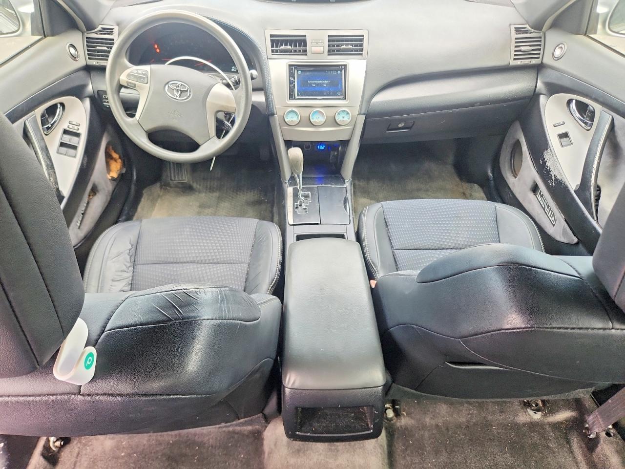 2007 Toyota Camry Le Two Tone vin: 4T1BE46KX7U583900