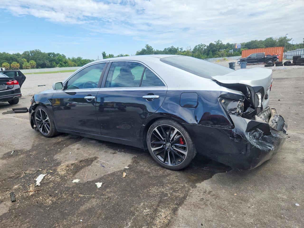 2007 Toyota Camry Le Two Tone vin: 4T1BE46KX7U583900