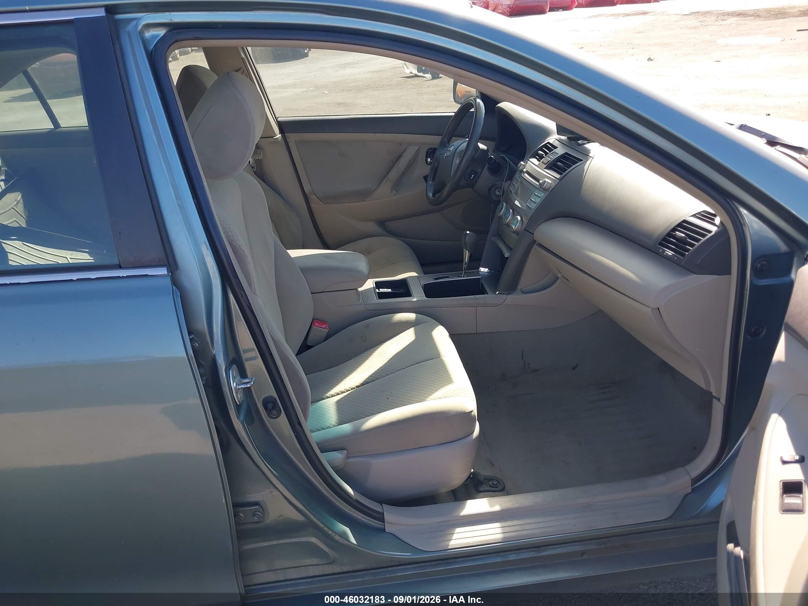 2007 Toyota Camry Le Teal vin: 4T1BE46KX7U611596