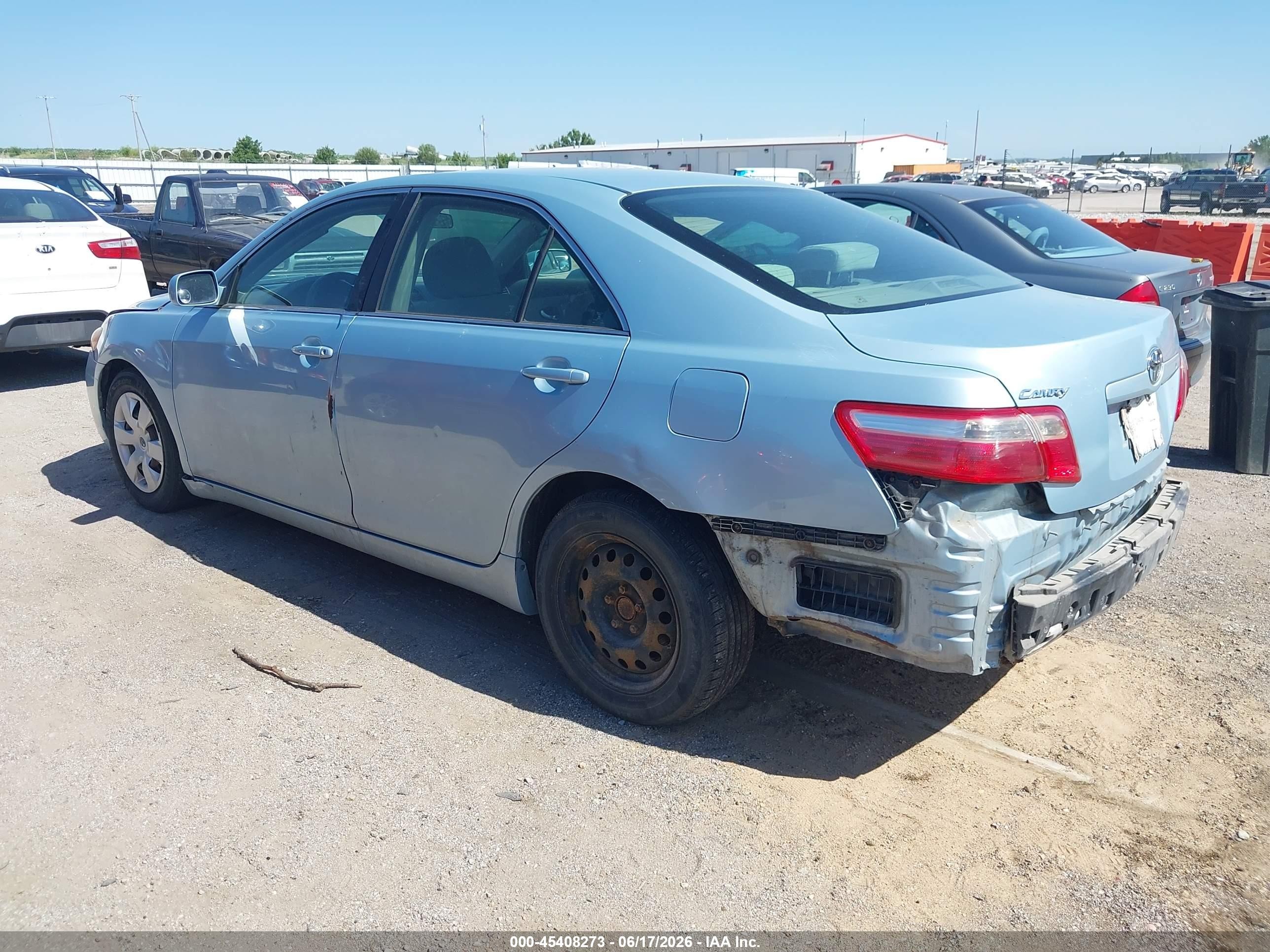 2007 Toyota Camry Le Light Blue vin: 4T1BE46KX7U612408