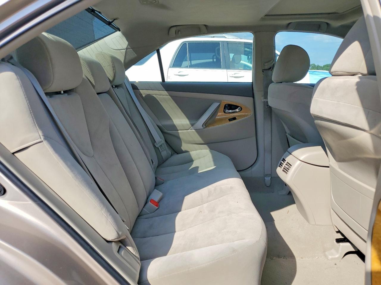 2007 Toyota Camry Xle Cream vin: 4T1BE46KX7U622792