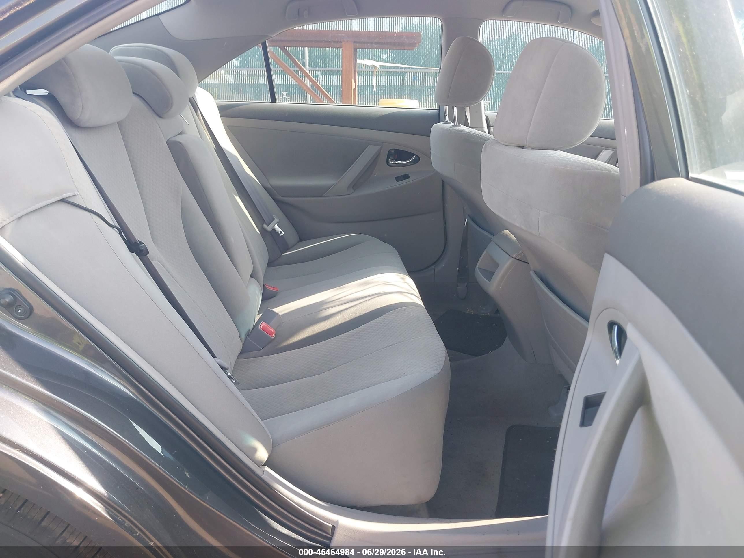 2007 Toyota Camry Le Gray vin: 4T1BE46KX7U634151