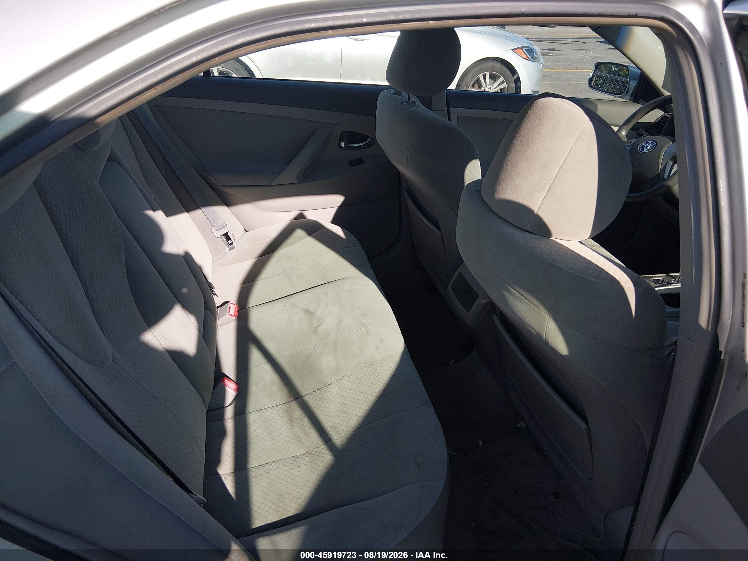 2007 Toyota Camry Le Silver vin: 4T1BE46KX7U634540