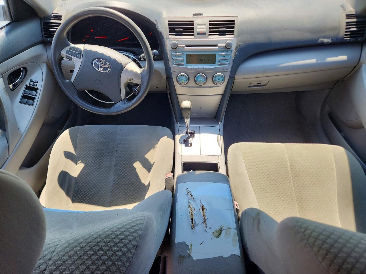 2007 Toyota Camry Le Silver vin: 4T1BE46KX7U637454